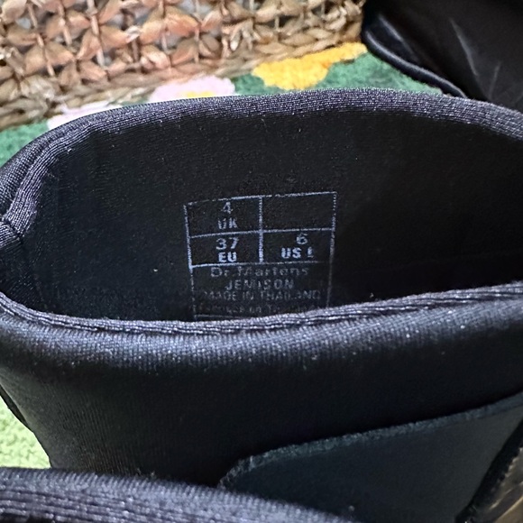Dr martens jemison boots
